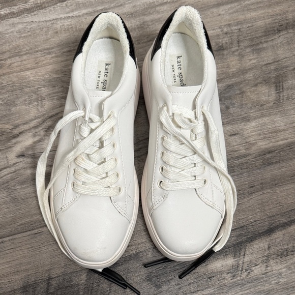 Kate Spade NY Black/White Lift Sneakers Size 7 Clean Girl Minimalist Designer - Picture 2 of 8
